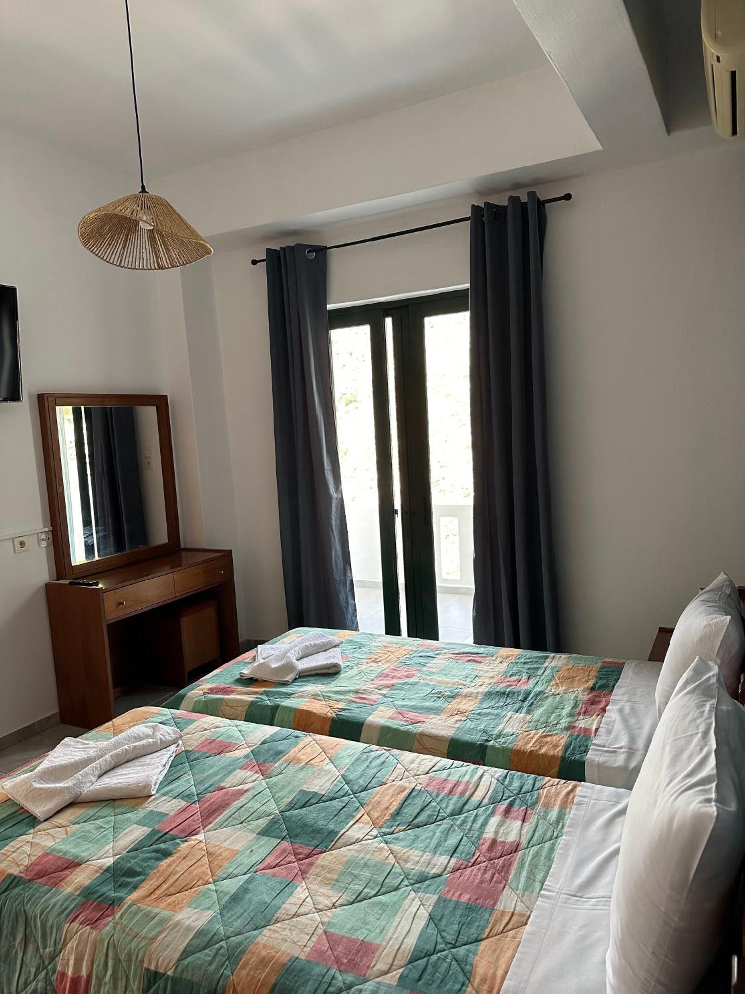 Appartamento 4Seasons Sfakia Khóra Sfakíon Esterno foto